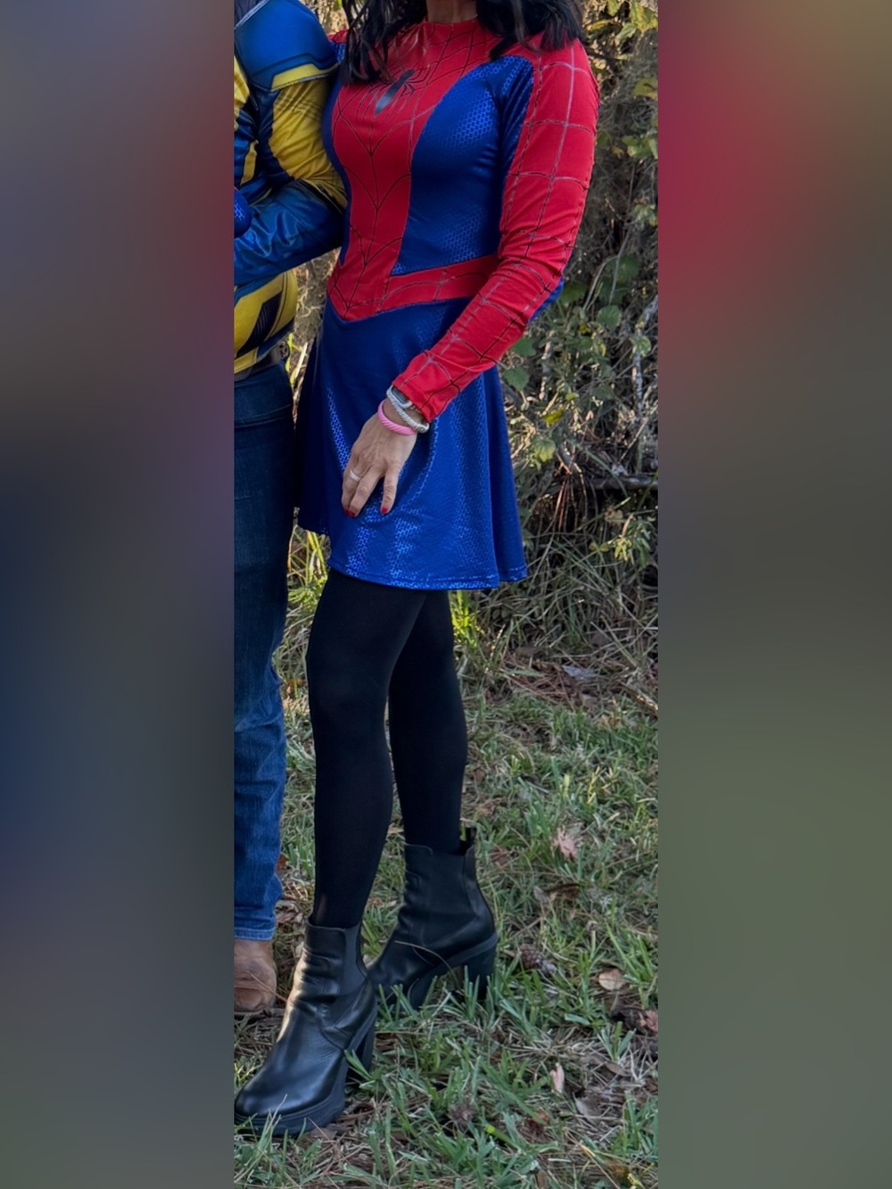 🕷️🕸️ Women’s Adult Spider-Girl Costume - Spider-Man - Picture 12 of 14